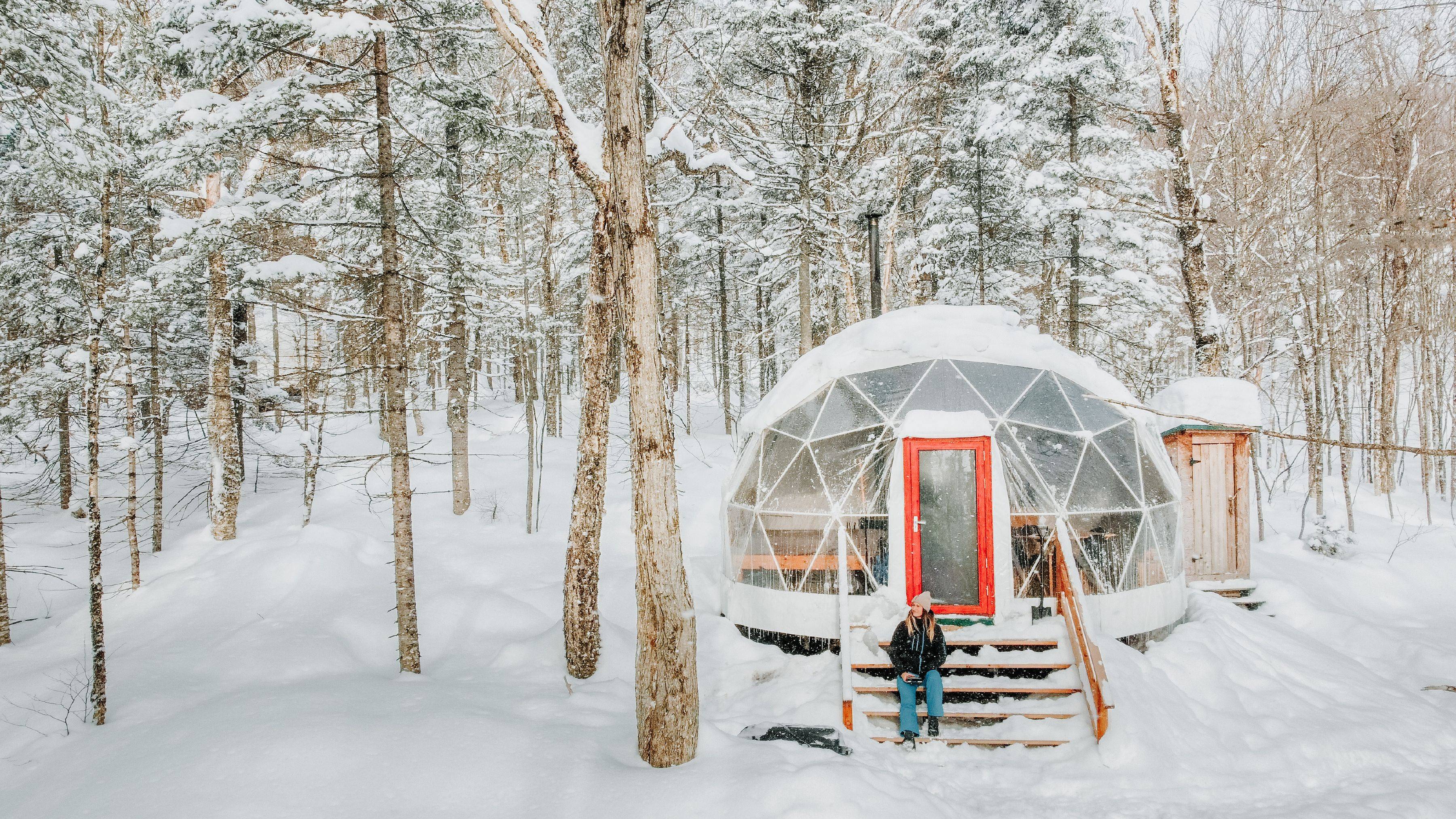 Les 3 expériences cocooning à faire à Québec en hiver sous la neige